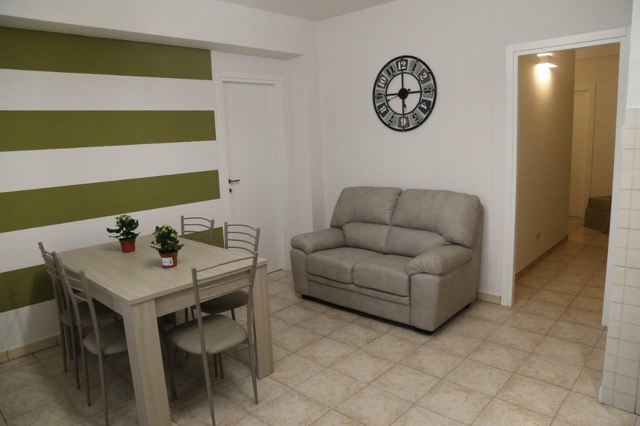 ヴィンチCasa Ercoli Boitoアパートメント エクステリア 写真